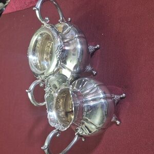 Elegant Silver Plate Rose Feet Creamer And Sugar Bowl